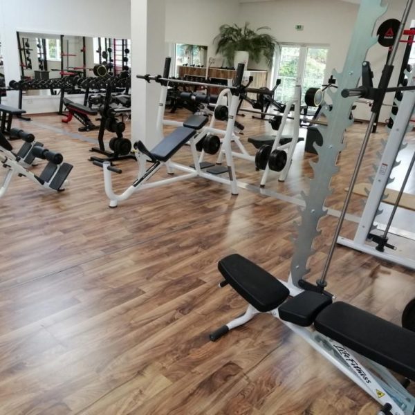 Trainingsfläche actiVita Paderborn Fitness Reha Prävention Betriebssport Paderborn